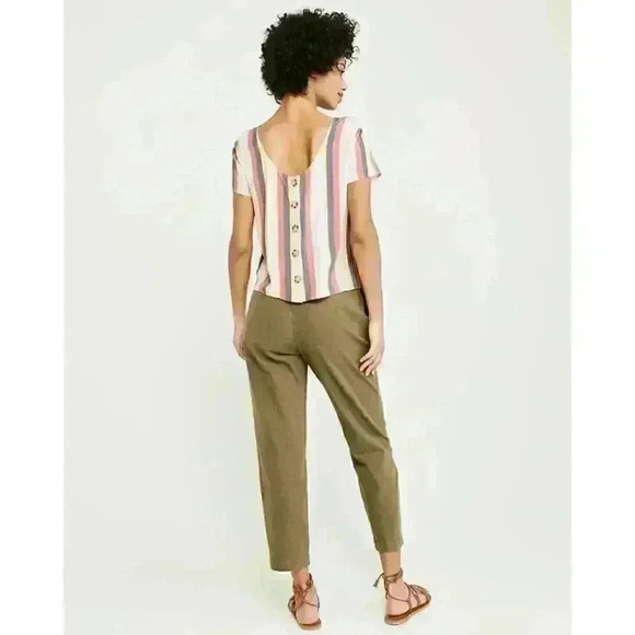 A&F XS Top Button Back NWT $34 Pastel Stripe - Picture 2 of 9